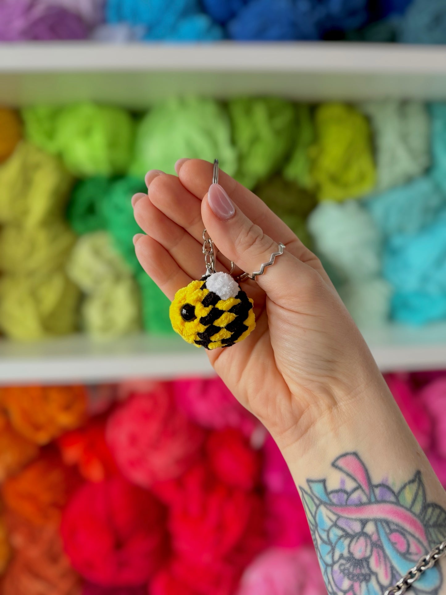 Crochet PATTERN: Tiny Bee, NO SEW (English)