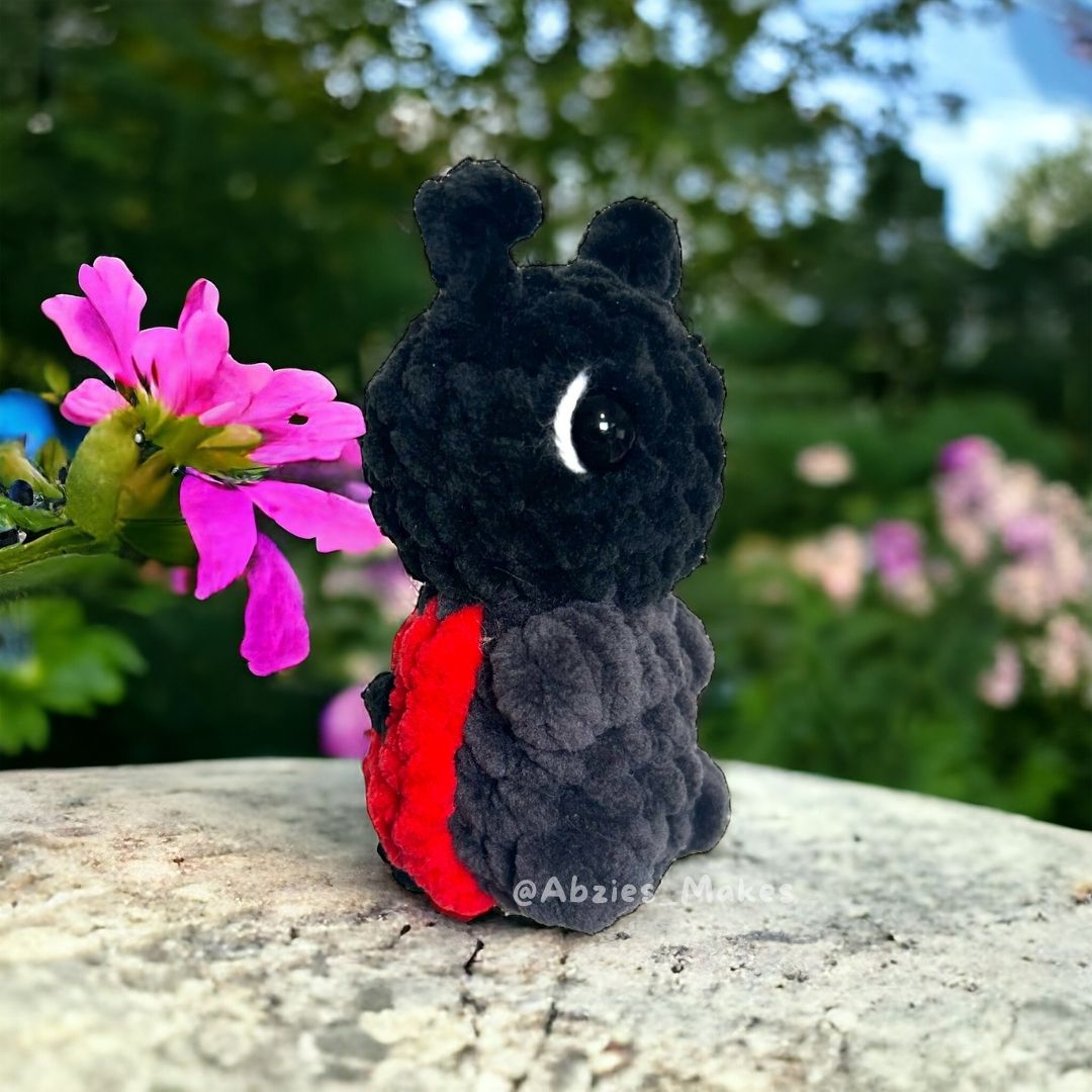 Crochet PATTERN: Insect Smols - NO SEW (English)
