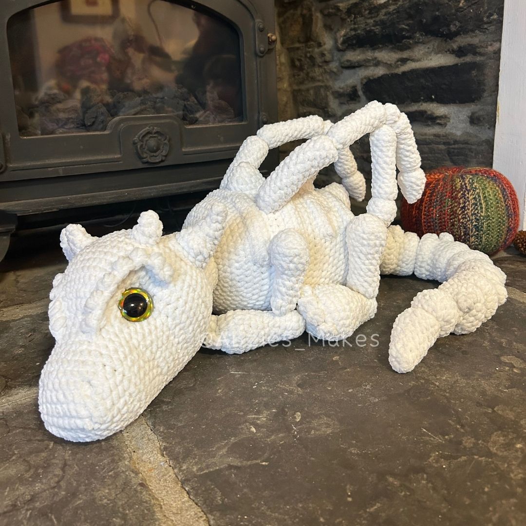 Crochet PATTERN: Skelig the Skeleton Dragon (English)