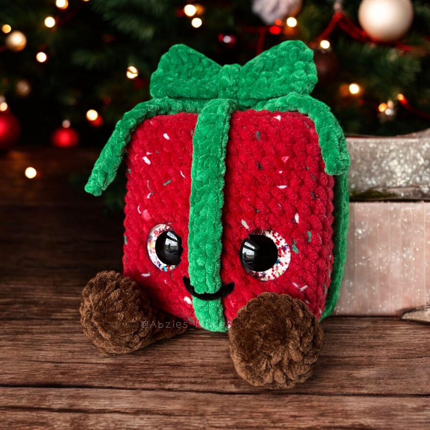 Crochet PATTERN: Eve the Christmas Present (English)