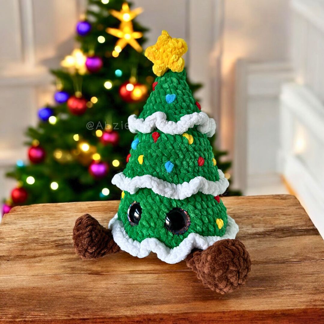 Crochet PATTERN: Noel the Christmas Tree (English)